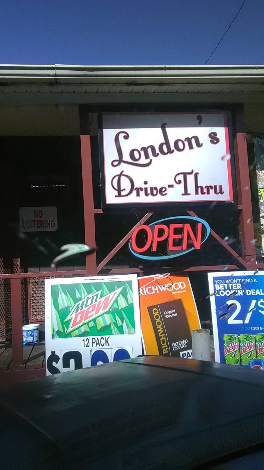 Londons Carry Out | restaurant | Mud Fork Rd, Logan, WV 25601, USA | 3047524850 OR +1 304-752-4850