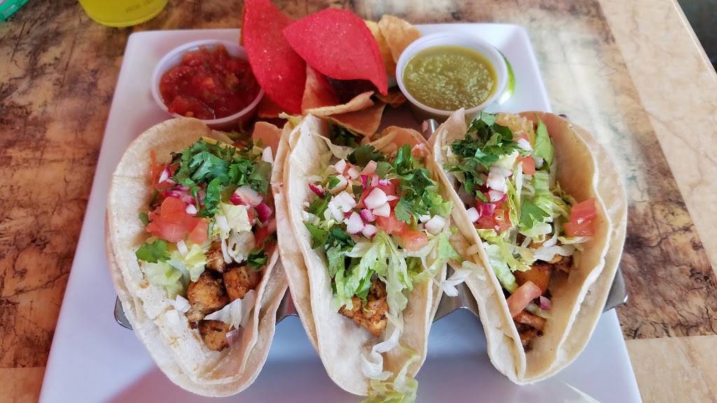 Taquitos Grill | restaurant | 395 Merrick Ave, Merrick, NY 11566, USA | 5167710110 OR +1 516-771-0110