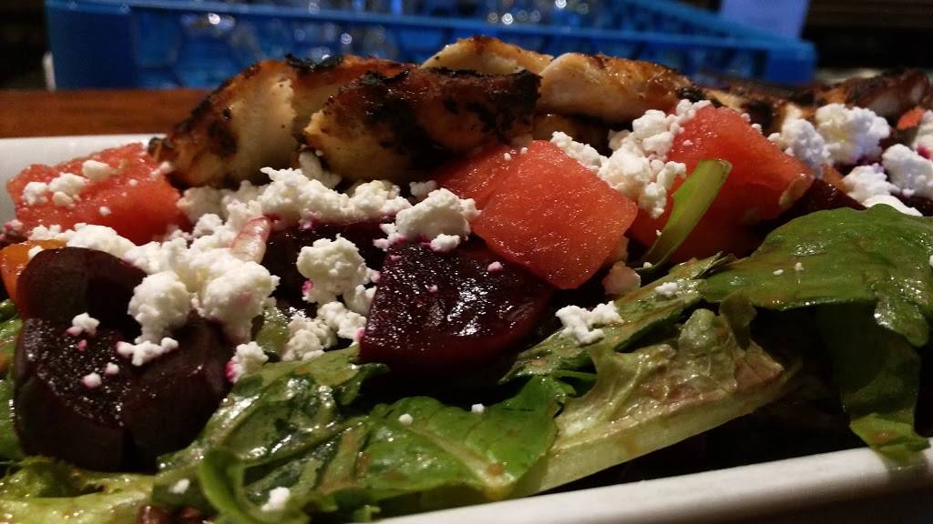 Mojos Lounge & Bar | restaurant | 428 1st St, Woodland, CA 95695, USA | 5306610428 OR +1 530-661-0428