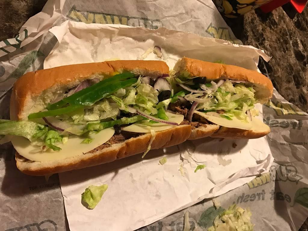 Subway | restaurant | 2044 S Cooper St, Jackson, MI 49203, USA | 5177877857 OR +1 517-787-7857