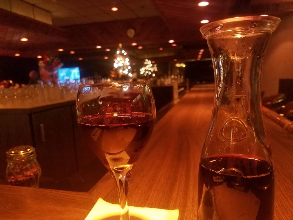 Crabbys Bar & Grill | restaurant | 2113 E Oklahoma Ave, Milwaukee, WI 53207, USA | 4147699999 OR +1 414-769-9999