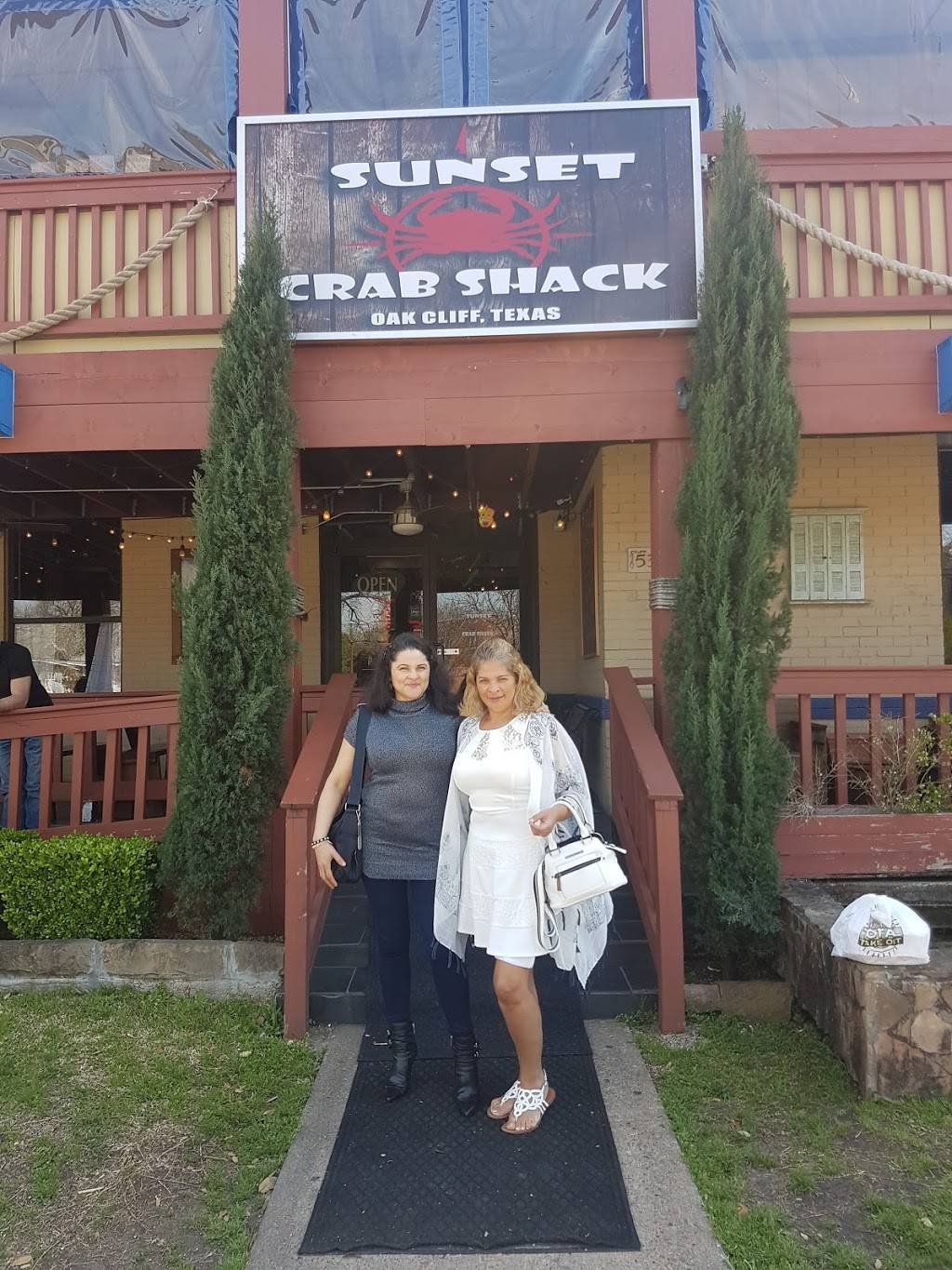 Sunset Crab Shack | restaurant | 534 Sunset Ave, Dallas, TX 75208, USA | 2149465650 OR +1 214-946-5650