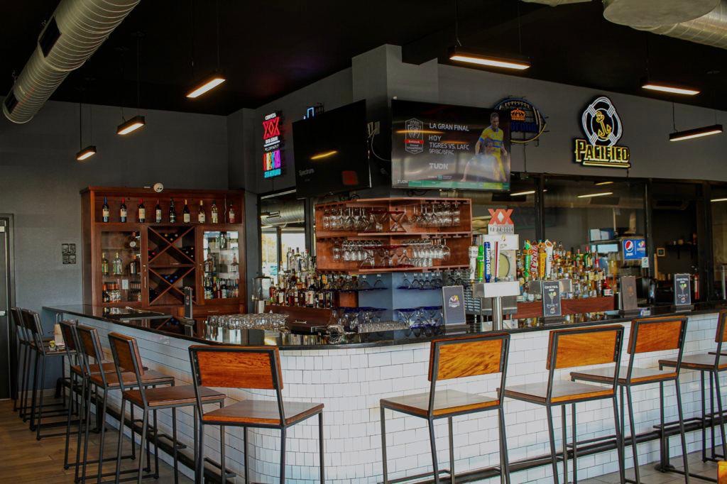 La Tequila Jalisco | restaurant | 90 Crossroads Blvd, Balcones Heights, TX 78201, USA | 2104449319 OR +1 210-444-9319