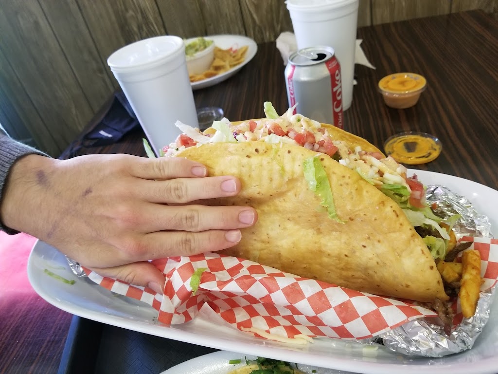 Taco N Madre Taqueria Y Cevicheria | restaurant | 63 Winifred St W, St Paul, MN 55107, USA | 6513404614 OR +1 651-340-4614