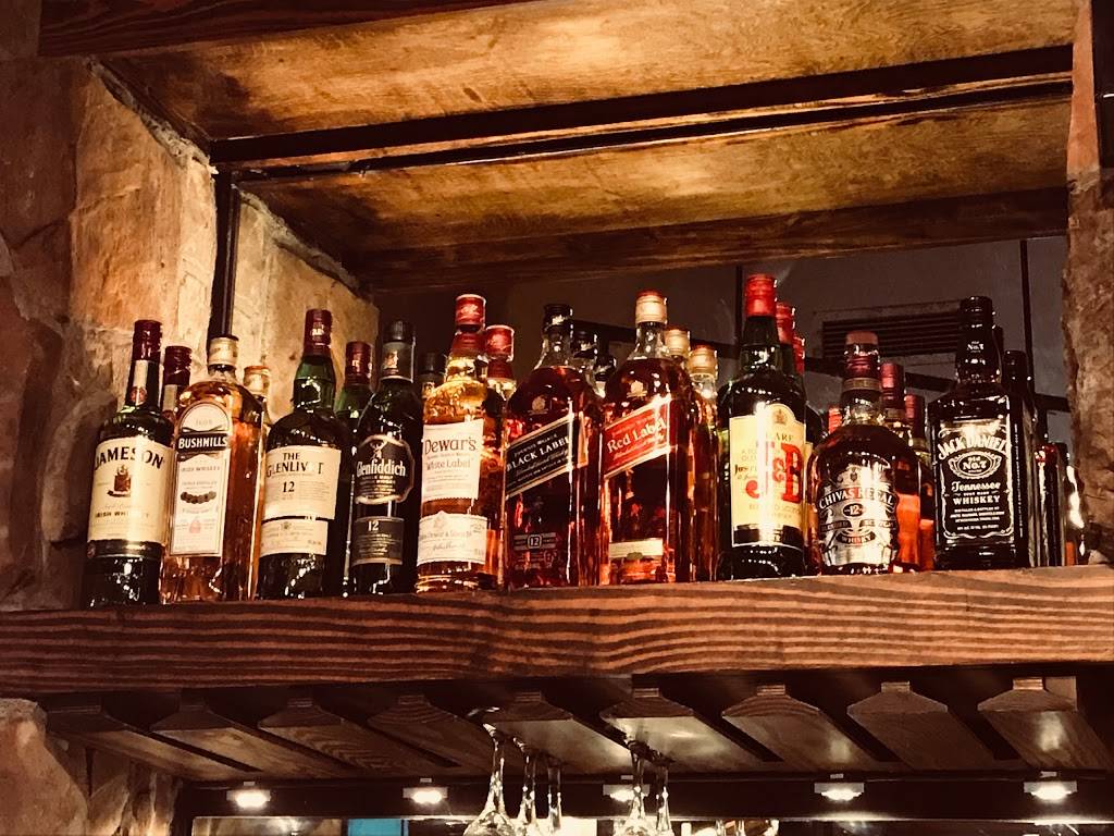 LongHorn Steakhouse | meal takeaway | 20999 Center Ridge Rd, Rocky River, OH 44116, USA | 4403565433 OR +1 440-356-5433