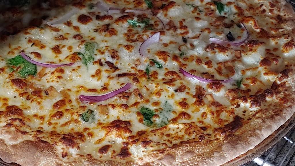 Dunkin Donuts Baskin Robbins | bakery | 1942 Atkinson Rd NW #900, Lawrenceville, GA 30043, USA | 7703390011 OR +1 770-339-0011