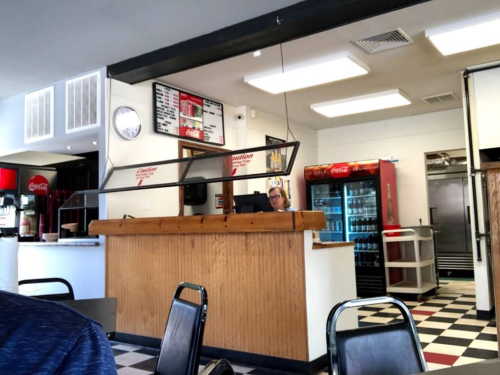 The Pizza Company | restaurant | 1508 E McCarty St, Jefferson City, MO 65101, USA | 5736324287 OR +1 573-632-4287