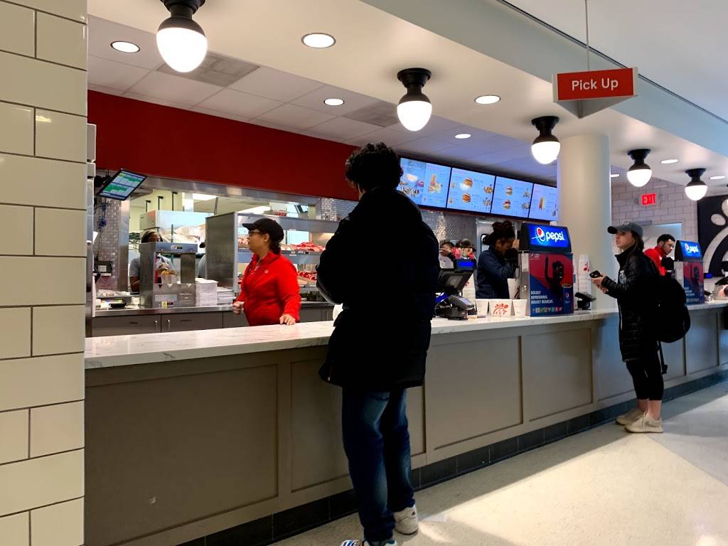 Chick-fil-A | restaurant | 2701 Bearcat Way University, Tangeman University Center, Cincinnati, OH 45221, USA | 5135561045 OR +1 513-556-1045