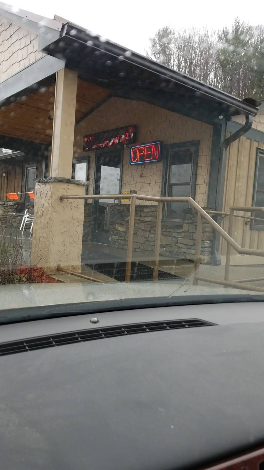 Rio Mexican Cuisine | restaurant | 300 E U.S. Hwy 19E Bypass, Burnsville, NC 28714, USA | 8286829110 OR +1 828-682-9110