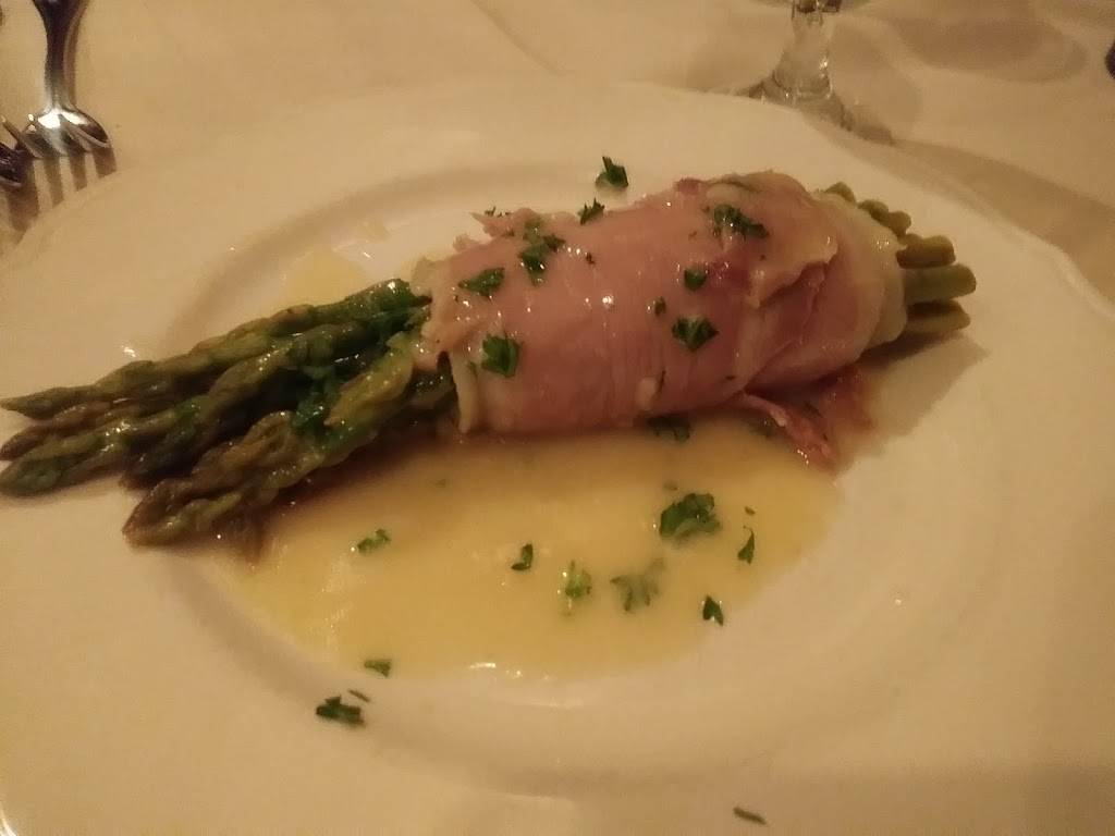 Tesoro | restaurant | 2080 Western Ave, Guilderland, NY 12084, USA | 5184568242 OR +1 518-456-8242