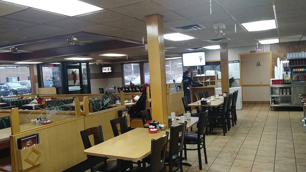 L. Georges Coney Island | restaurant | 26799 Greenfield Rd, Southfield, MI 48076, USA | 2485598600 OR +1 248-559-8600