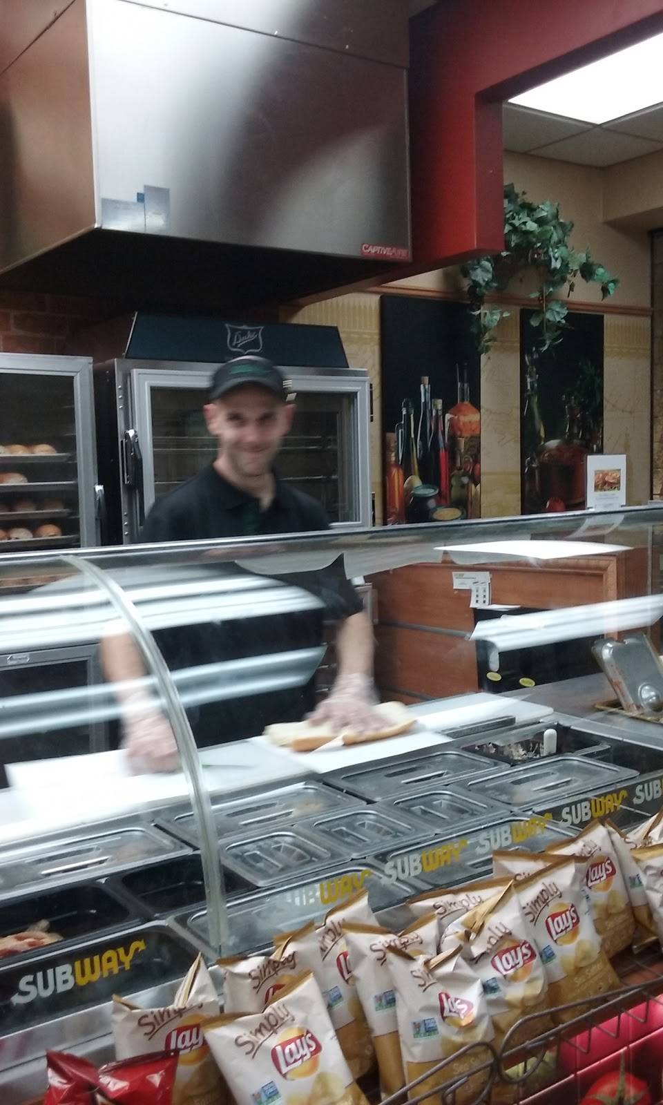 Subway | meal takeaway | 13212 E Colonial Dr, Orlando, FL 32826, USA | 4072737394 OR +1 407-273-7394