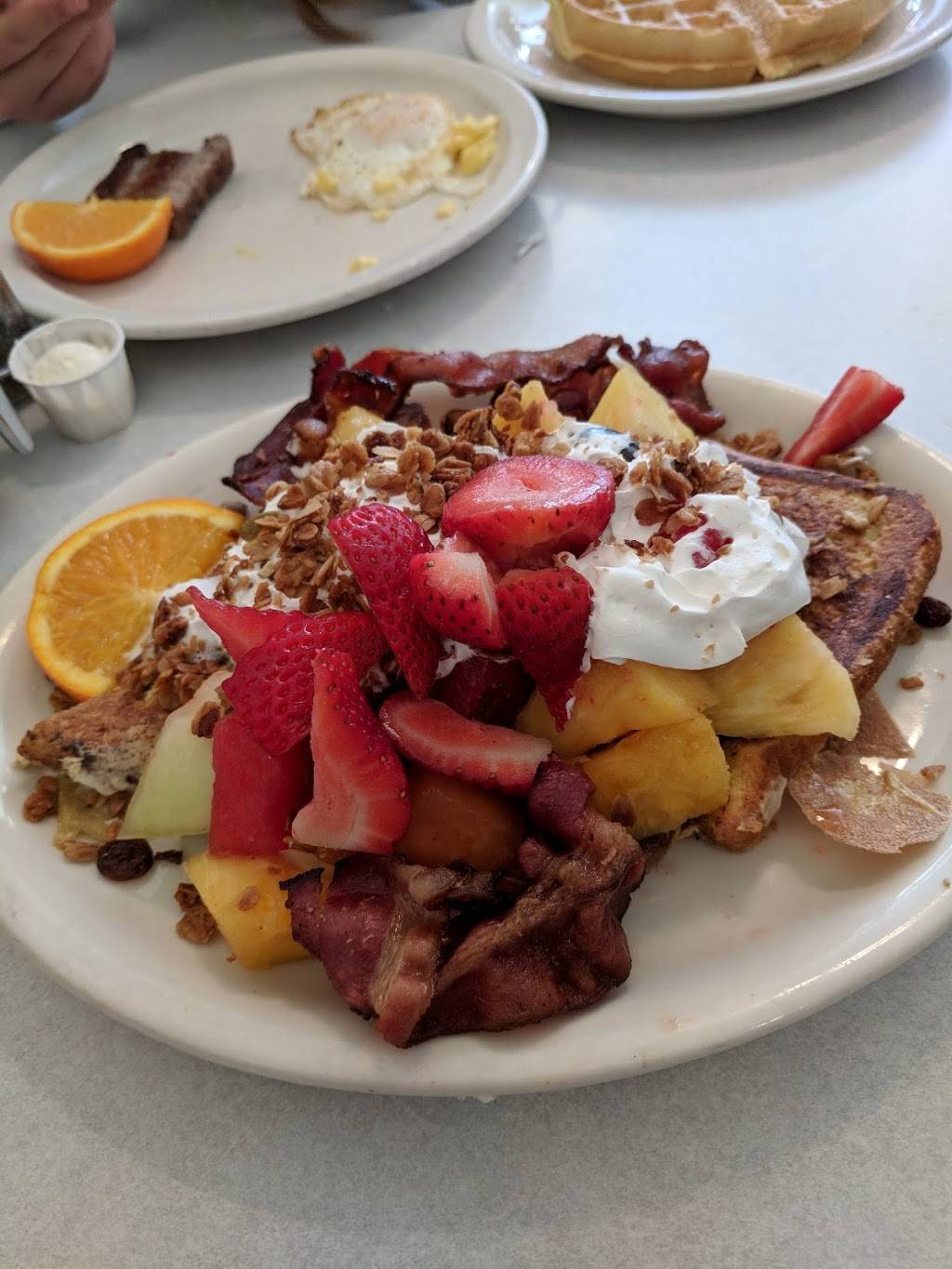 Ocean Diner | restaurant | 959 Aviation Blvd, Hermosa Beach, CA 90254, USA | 3103723739 OR +1 310-372-3739