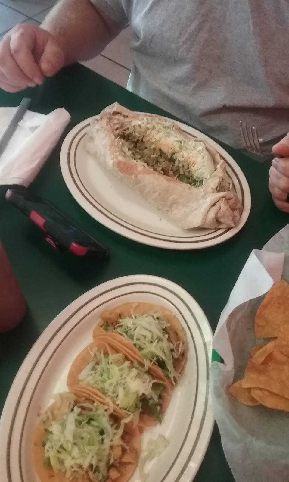 Ricos Mexican Food | restaurant | 222 E Sierra Ave, Portola, CA 96122, USA | 5308324017 OR +1 530-832-4017