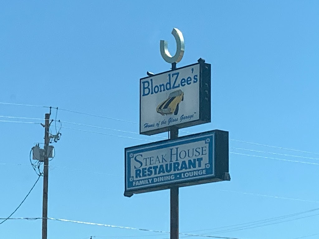 BlondZees Steak House | restaurant | 4501 London Bridge Rd, Lake Havasu City, AZ 86404, USA | 9287643800 OR +1 928-764-3800