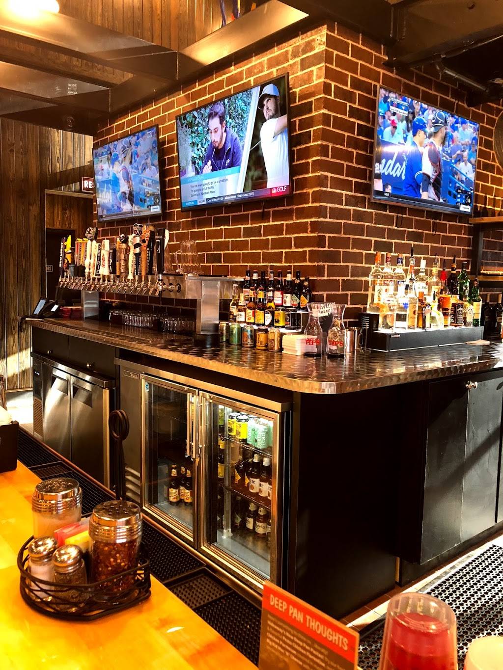 Hideaway Pizza | restaurant | 5022 N Western Ave, Oklahoma City, OK 73118, USA | 4058404777 OR +1 405-840-4777