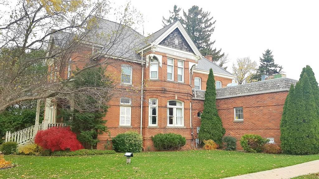 Casa Bella Restaurant | restaurant | 425 Riverview Dr, Chatham, ON N7M 0N3, Canada | 5193545270 OR +1 519-354-5270