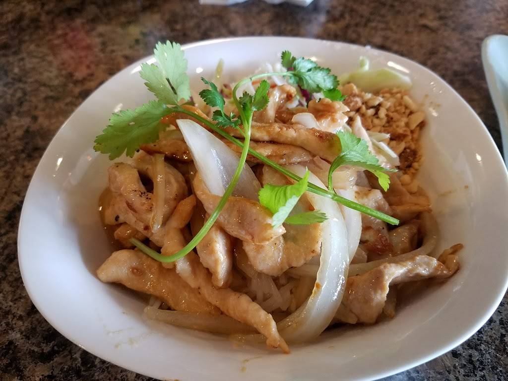 Pho 8 | meal takeaway | 3036 William St, Cape Girardeau, MO 63703, USA | 5733327468 OR +1 573-332-7468