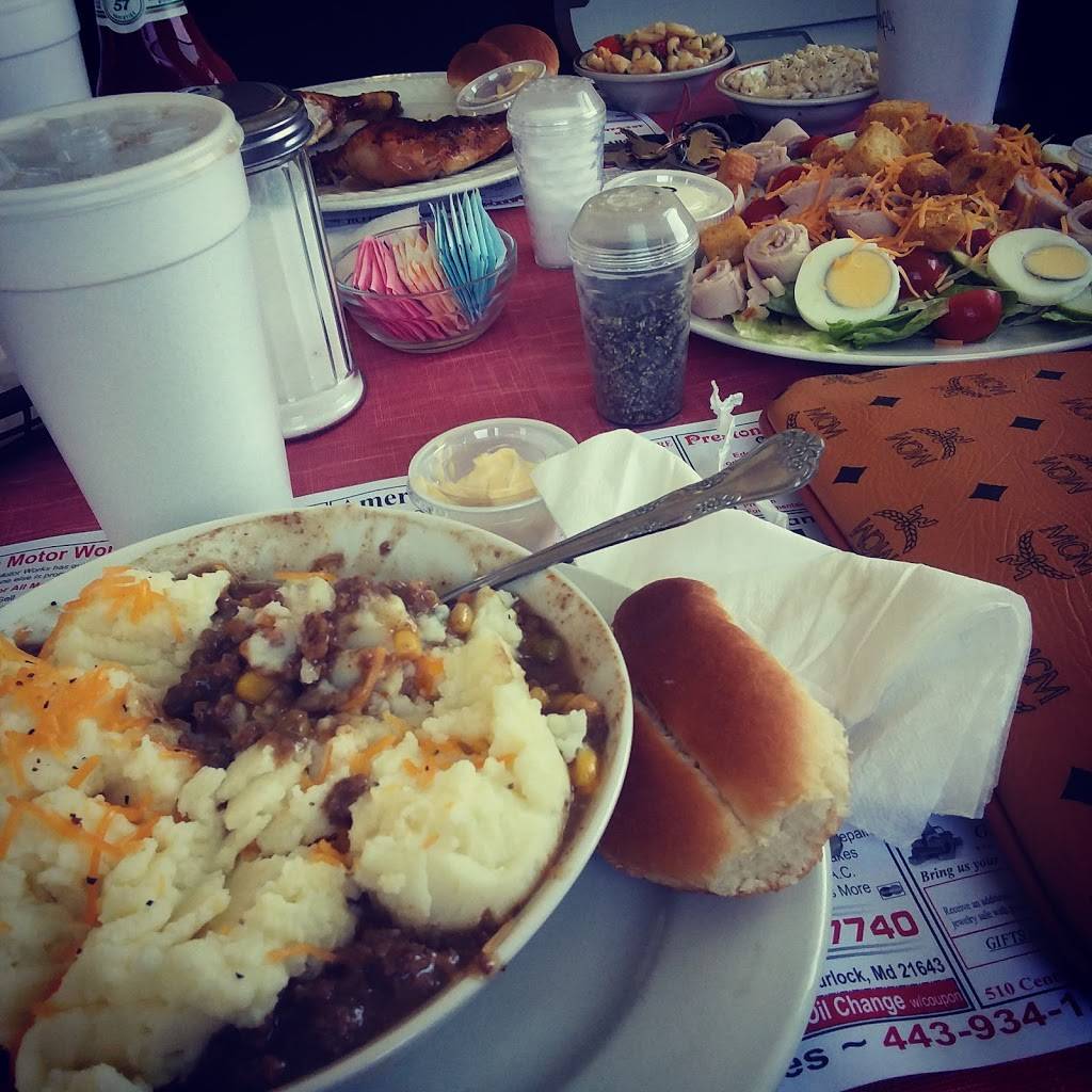 Williamsburg Country Kitchen | restaurant | 6703 Whiteley Rd, Hurlock, MD 21643, USA | 4109431351 OR +1 410-943-1351