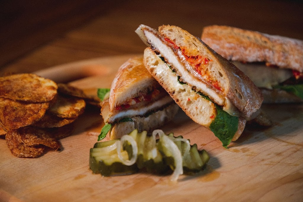 Crust Kitchen & Bar | restaurant | 86 Hangar Road West, Building B Suite 101, Rome, NY 13440, USA | 3155258867 OR +1 315-525-8867