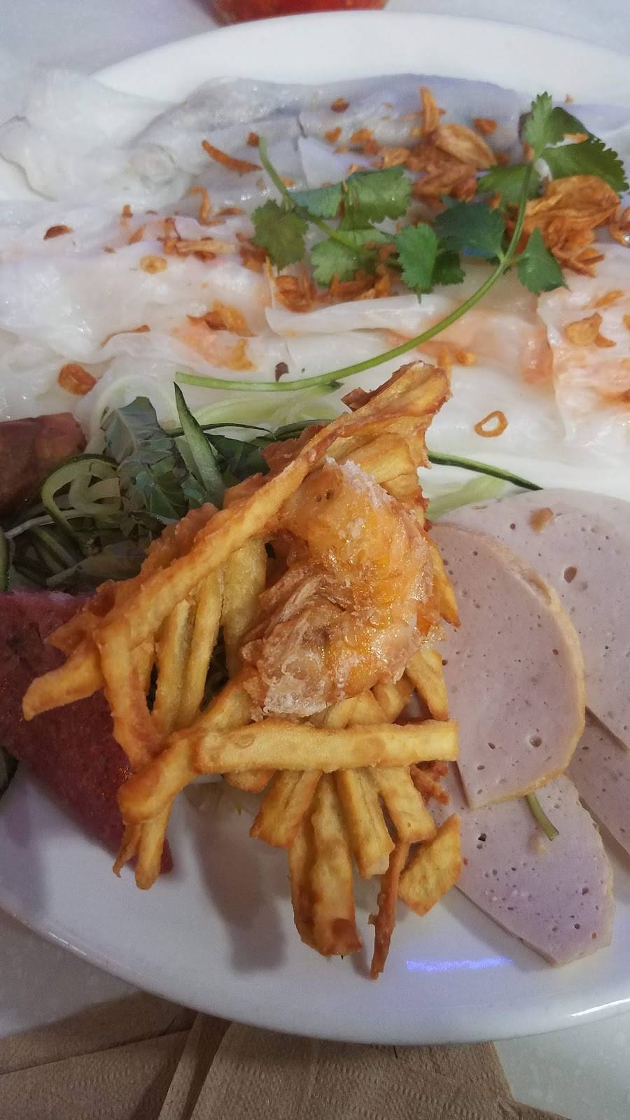 Banh Cuon Saigon | restaurant | 979 Story Rd Suite 7048, San Jose, CA 95122, USA | 4086425771 OR +1 408-642-5771