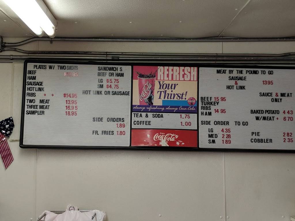 Backwoods Bar-B-Que | restaurant | 630 W TX-243, Canton, TX 75103, USA | 9035676253 OR +1 903-567-6253