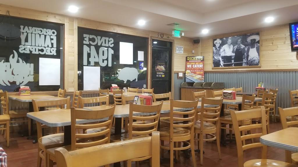Dickeys Barbecue Pit | restaurant | 11748 Central Ave, Chino, CA 91710, USA | 9099021320 OR +1 909-902-1320