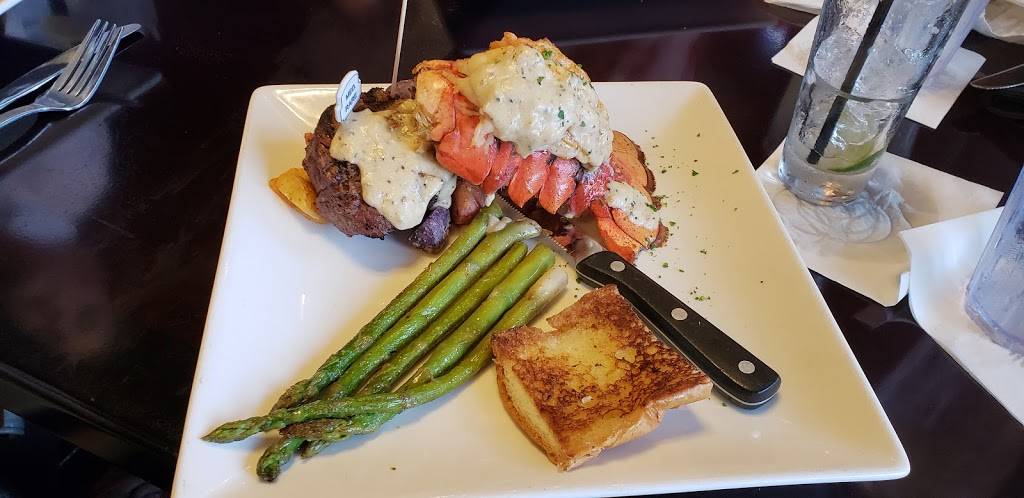 The Rouxpour | restaurant | 700 Baybrook Mall Suite H100, Friendswood, TX 77546, USA | 2814804052 OR +1 281-480-4052