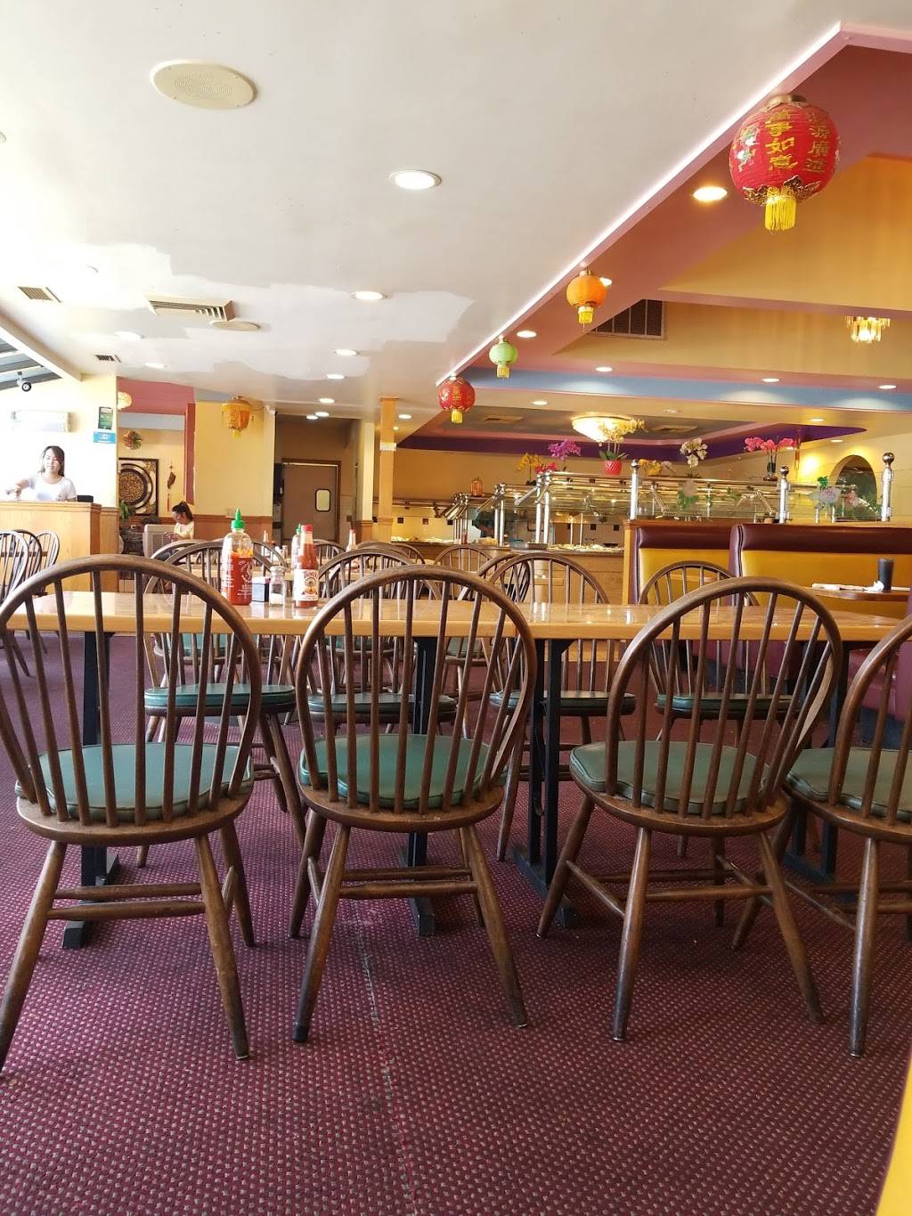 Golden China Buffet | restaurant | 520 Lovers Ln, Visalia, CA 93292, USA | 5597388388 OR +1 559-738-8388