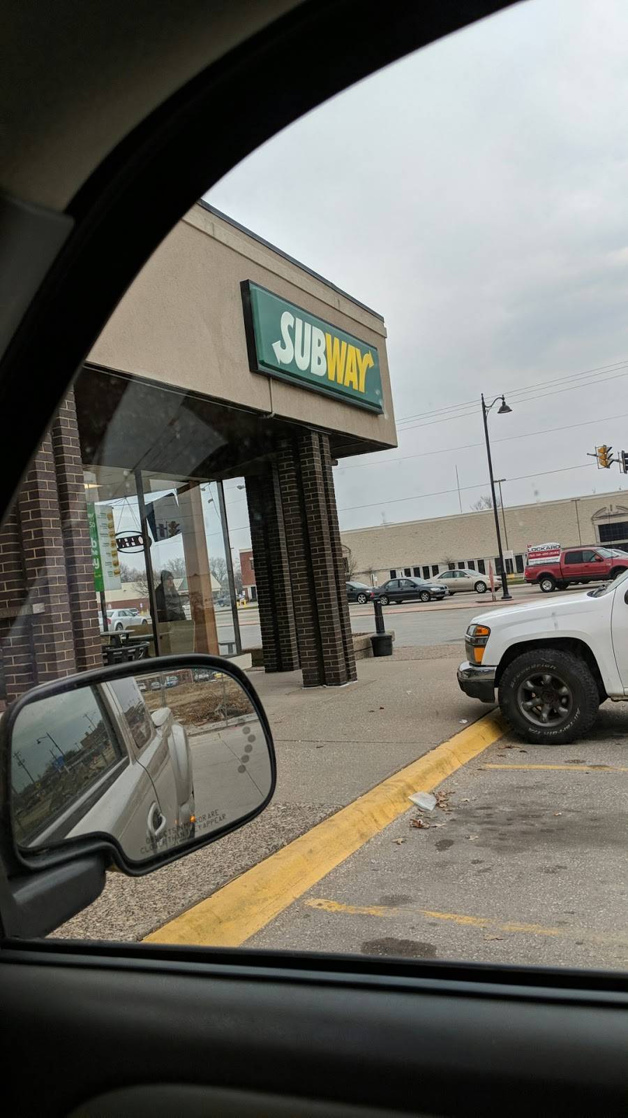 Subway Restaurants | restaurant | 3680 Avenue of the Cities, Moline, IL 61265, USA | 3097624685 OR +1 309-762-4685