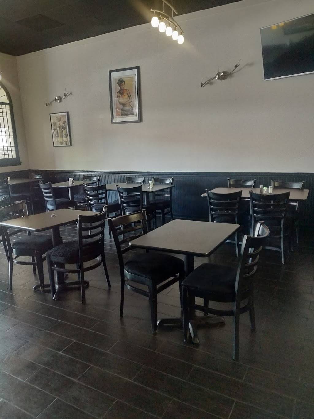 Calabash African Cuisine & Bar | restaurant | 514-c S Van Dorn St, Alexandria, VA 22304, USA | 7038231333 OR +1 703-823-1333