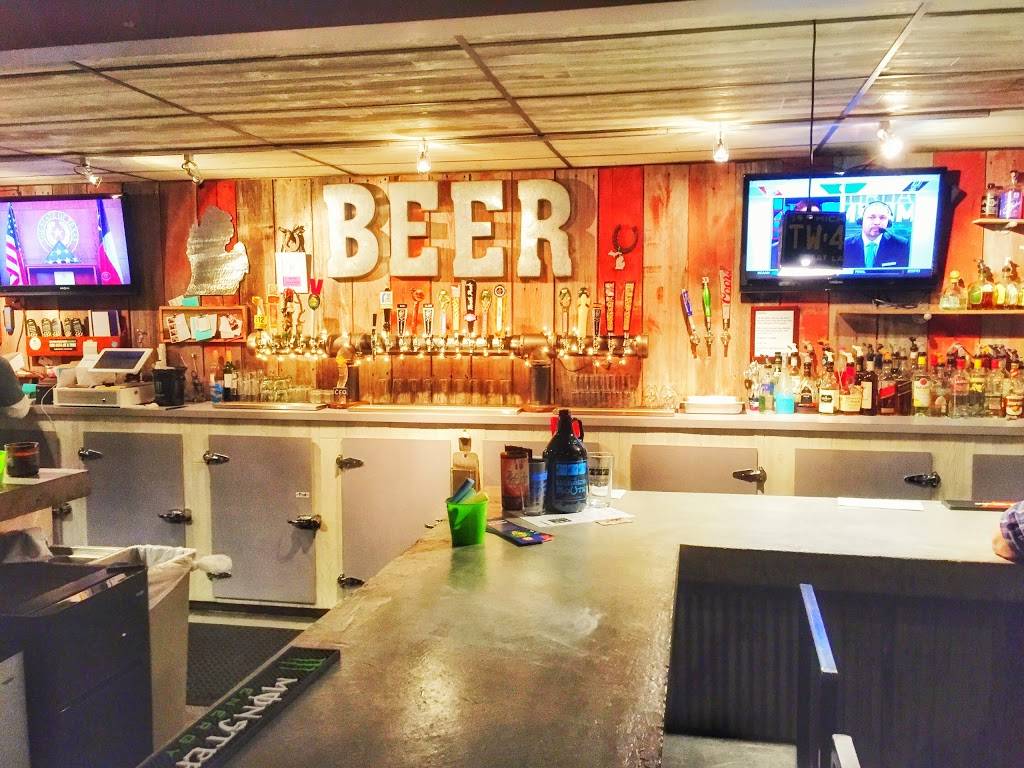 The Horses Mouth | restaurant | 402 W Main St, Belding, MI 48809, USA | 6169519000 OR +1 616-951-9000