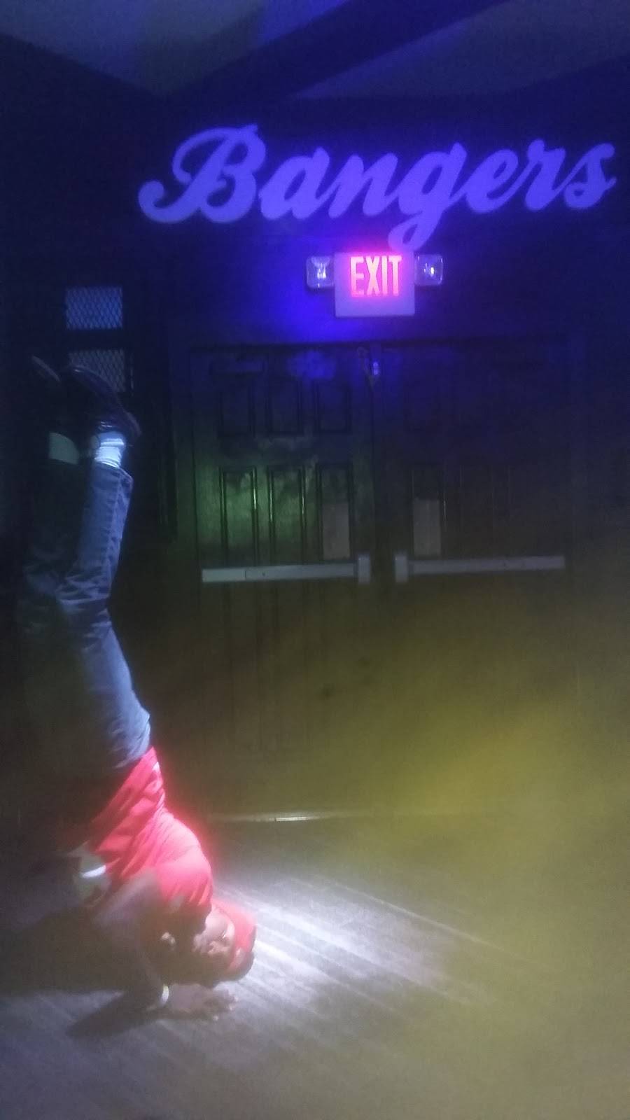 Bangers | restaurant | 774 Fulton Ave, Hempstead, NY 11550, USA | 5165656262 OR +1 516-565-6262