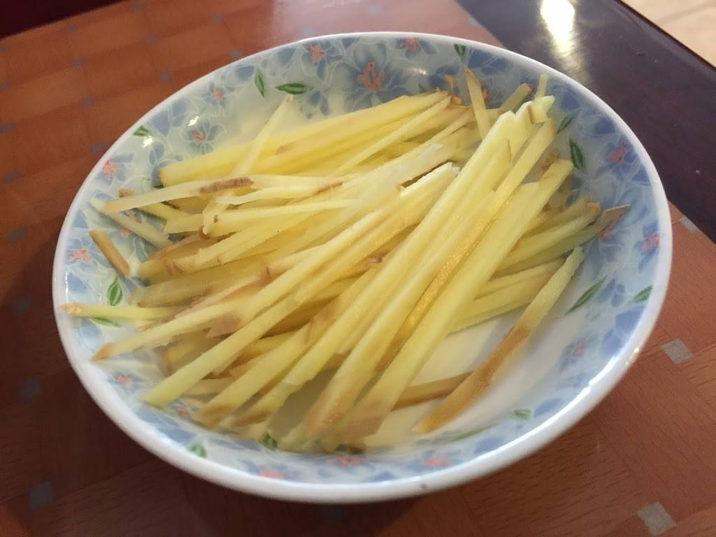 China Cafe | restaurant | 11520 Clifton Blvd, Cleveland, OH 44102, USA | 2169615958 OR +1 216-961-5958