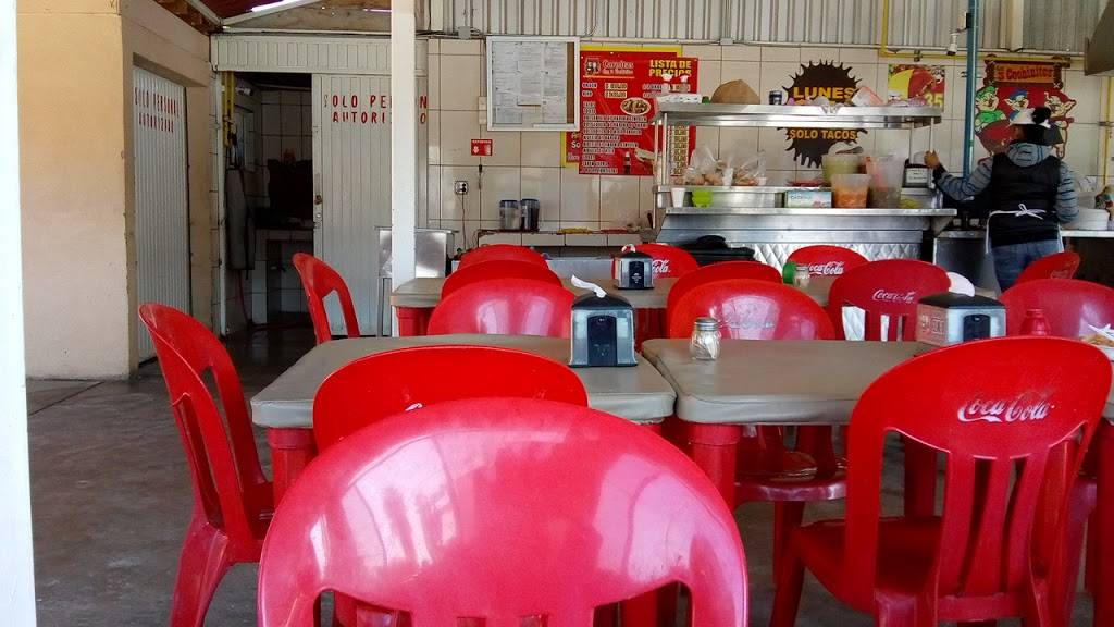 Carnitas Los 3 Cochinitos | restaurant | Blvd. Casa Blanca 5530, Matamoros Norte-Centro-Sur, Americas Este y Oeste, 22215 Tijuana, B.C., Mexico | 016643855959 OR +52 664 385 5959