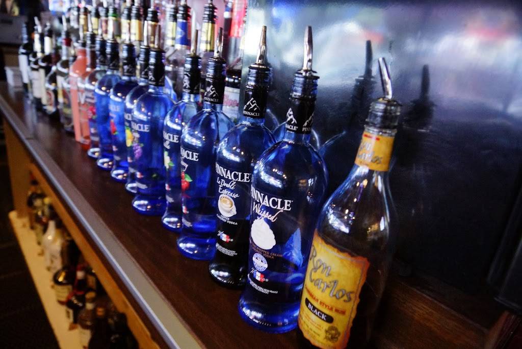 Monks Steamer Bar Inc | restaurant | 6690 Superior Ave, Sarasota, FL 34231, USA | 9419273388 OR +1 941-927-3388