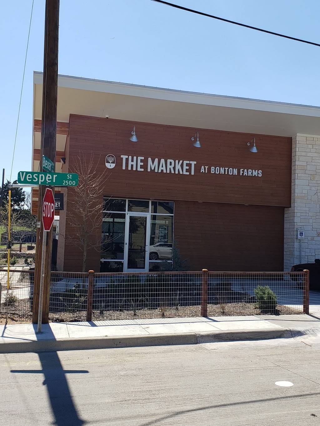 The Market at Bonton Farms | cafe | 6907 Bexar St, Dallas, TX 75215, USA | 9723798979 OR +1 972-379-8979