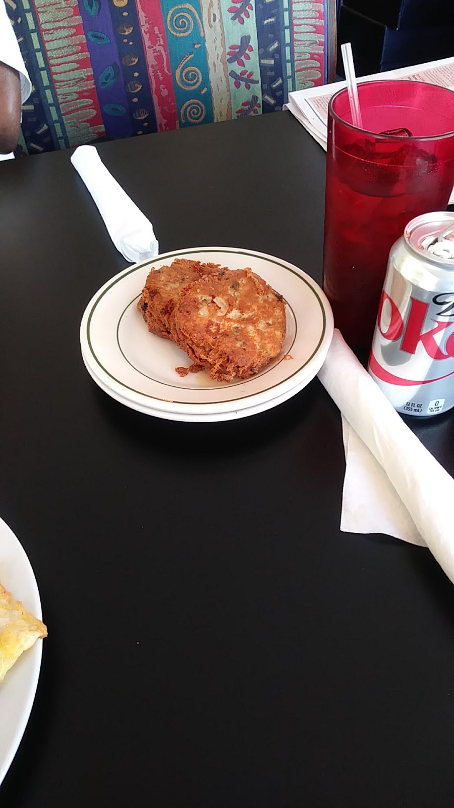 Holland House Restaurant | restaurant | 601 E 68th St, Savannah, GA 31405, USA | 9123523382 OR +1 912-352-3382