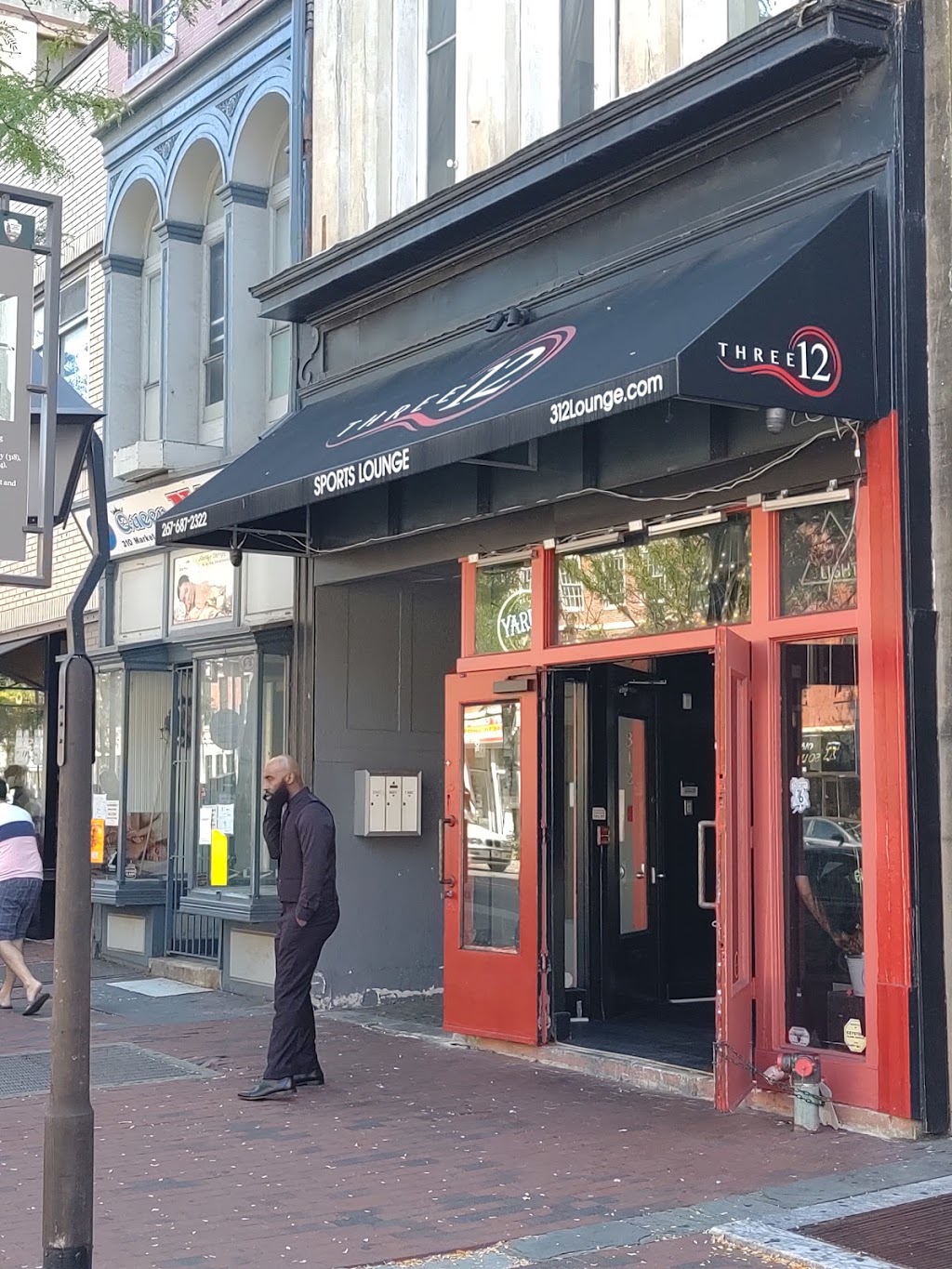 Three12 Sports Lounge | restaurant | 312 Market St, Philadelphia, PA 19106, USA | 2158639662 OR +1 215-863-9662