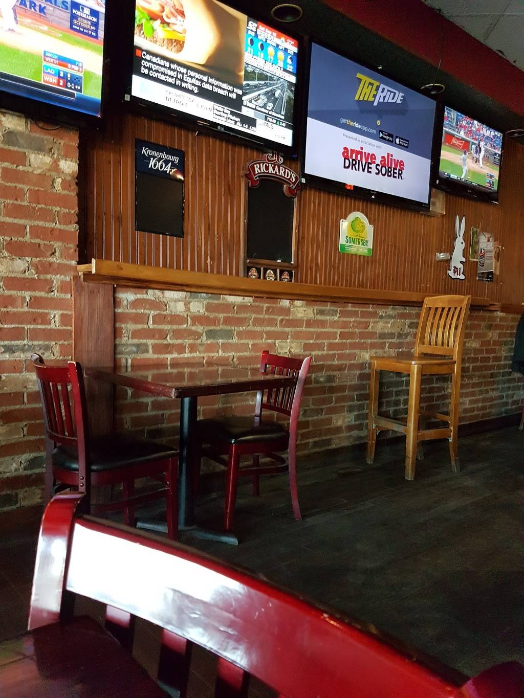 Pump On Rathburn | restaurant | 1891 Rathburn Rd E #16, Mississauga, ON L4W 3Z3, Canada | 9056026296 OR +1 905-602-6296