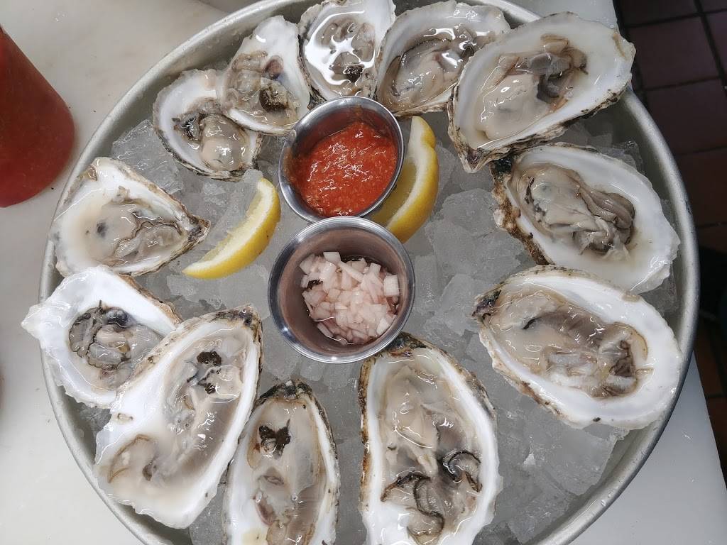 Coveside | restaurant | 105 Coveside Rd, South Bristol, ME 04568, USA | 2076448282 OR +1 207-644-8282