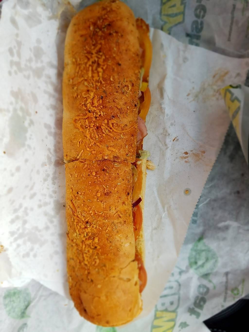 Subway | meal takeaway | 27325 Juban Rd, Denham Springs, LA 70726, USA | 2257914102 OR +1 225-791-4102