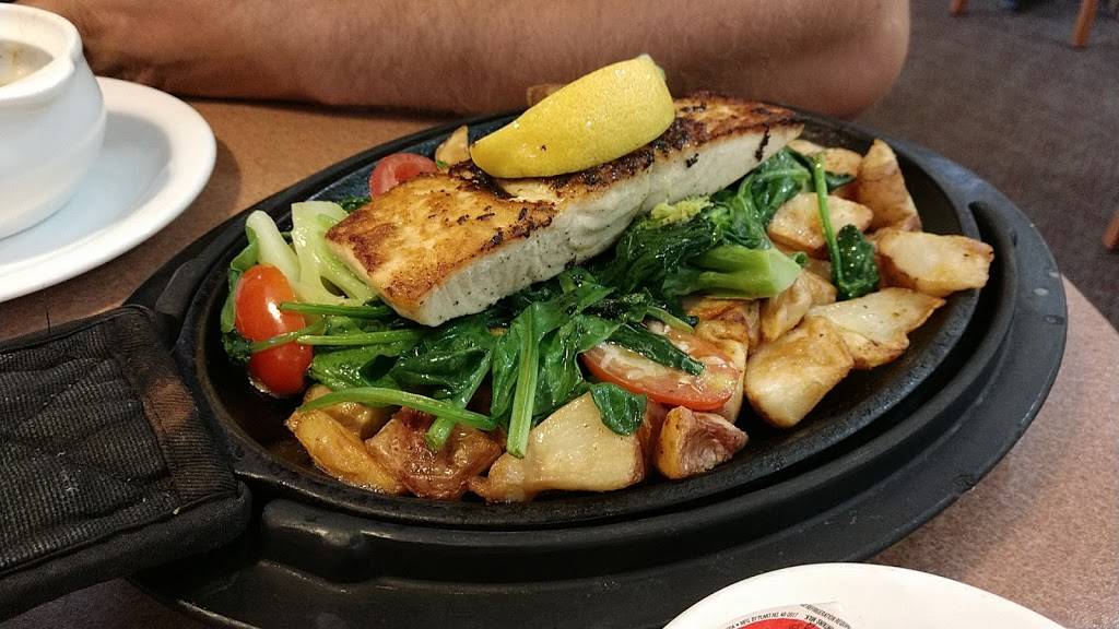 Dennys | restaurant | 7112 I-10, Orange, TX 77632, USA | 4098834720 OR +1 409-883-4720