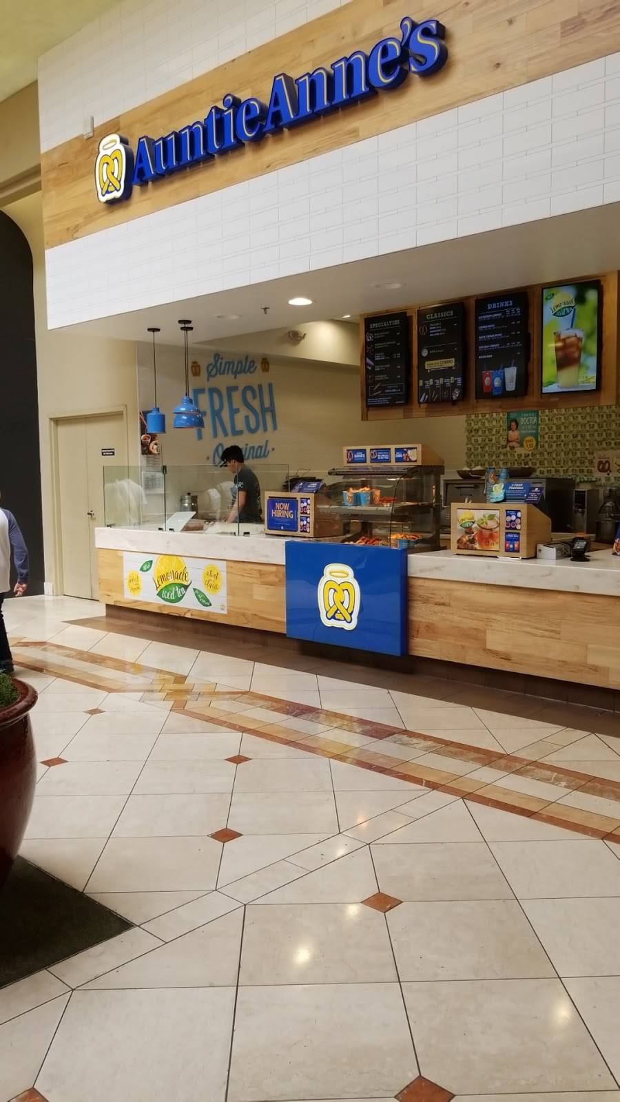 Auntie Annes | cafe | 32 Serramonte Shopping Center A, Daly City, CA 94015, USA | 6507578716 OR +1 650-757-8716