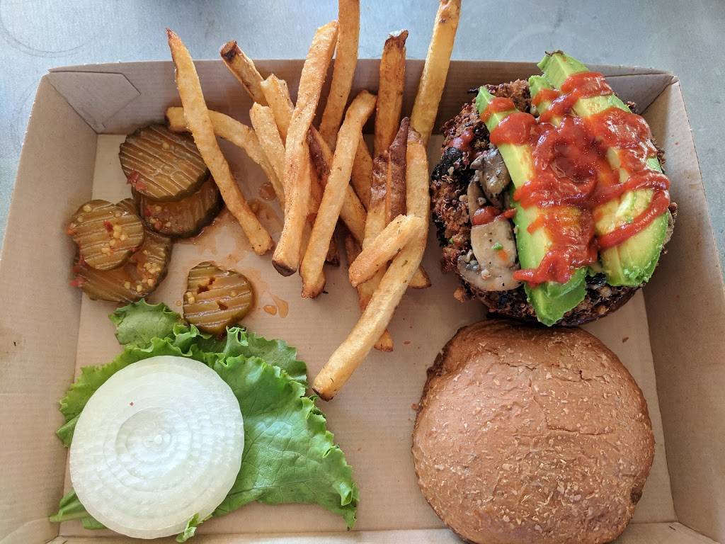 Twisted Root Burger Co. | restaurant | 253 W Church St, Lewisville, TX 75057, USA | 2144583553 OR +1 214-458-3553