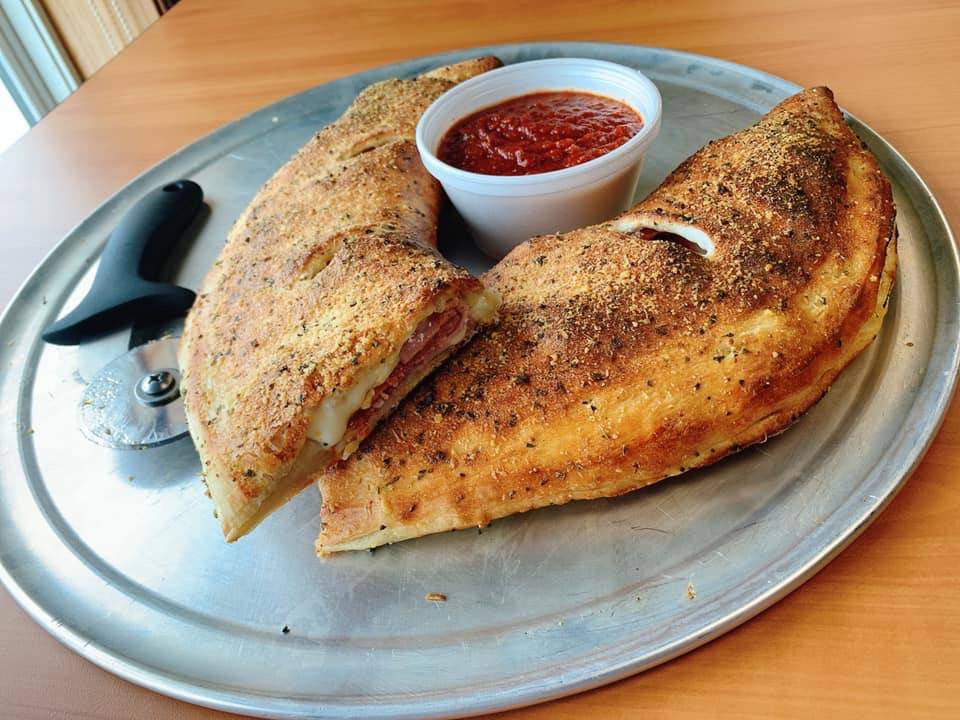 Demetris Pizzeria & Grille | restaurant | 175 St Catherine St, Loretto, PA 15940, USA | 8144198755 OR +1 814-419-8755