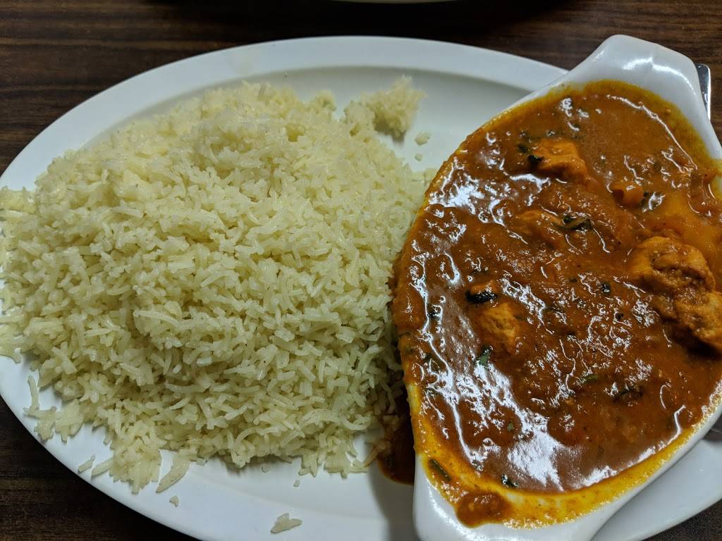 Sweet Chili Indian Restaurant | restaurant | 2180 Wyandotte St W, Windsor, ON N9B 1J9, Canada | 5192537749 OR +1 519-253-7749