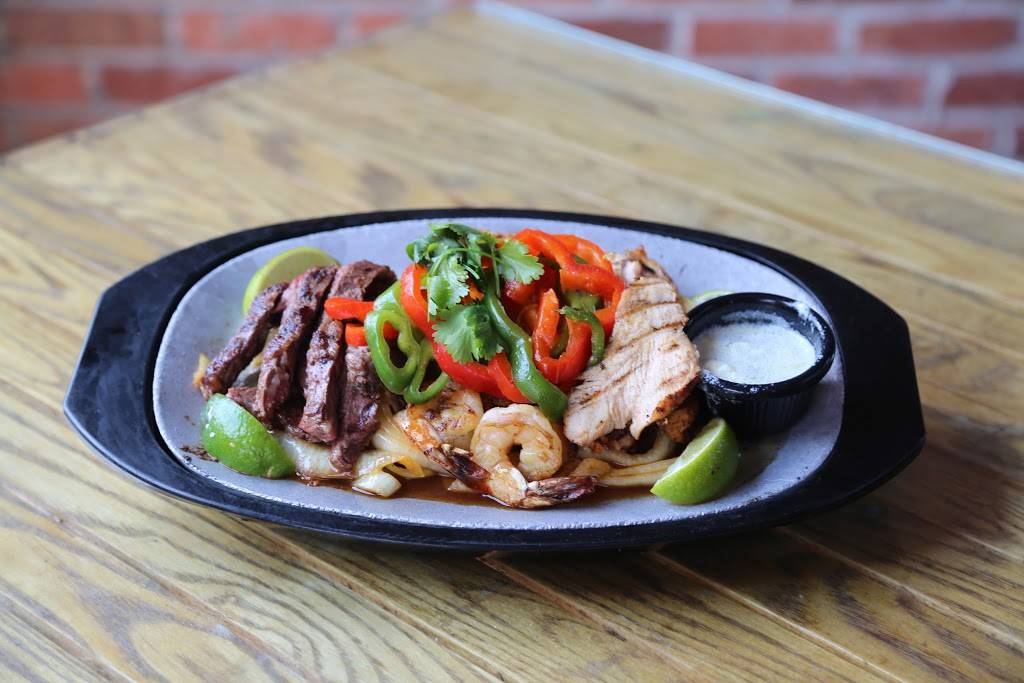 Loco Burro Fresh Mex Cantina | restaurant | 735 Parkway #1, Gatlinburg, TN 37738, USA | 8654305624 OR +1 865-430-5624