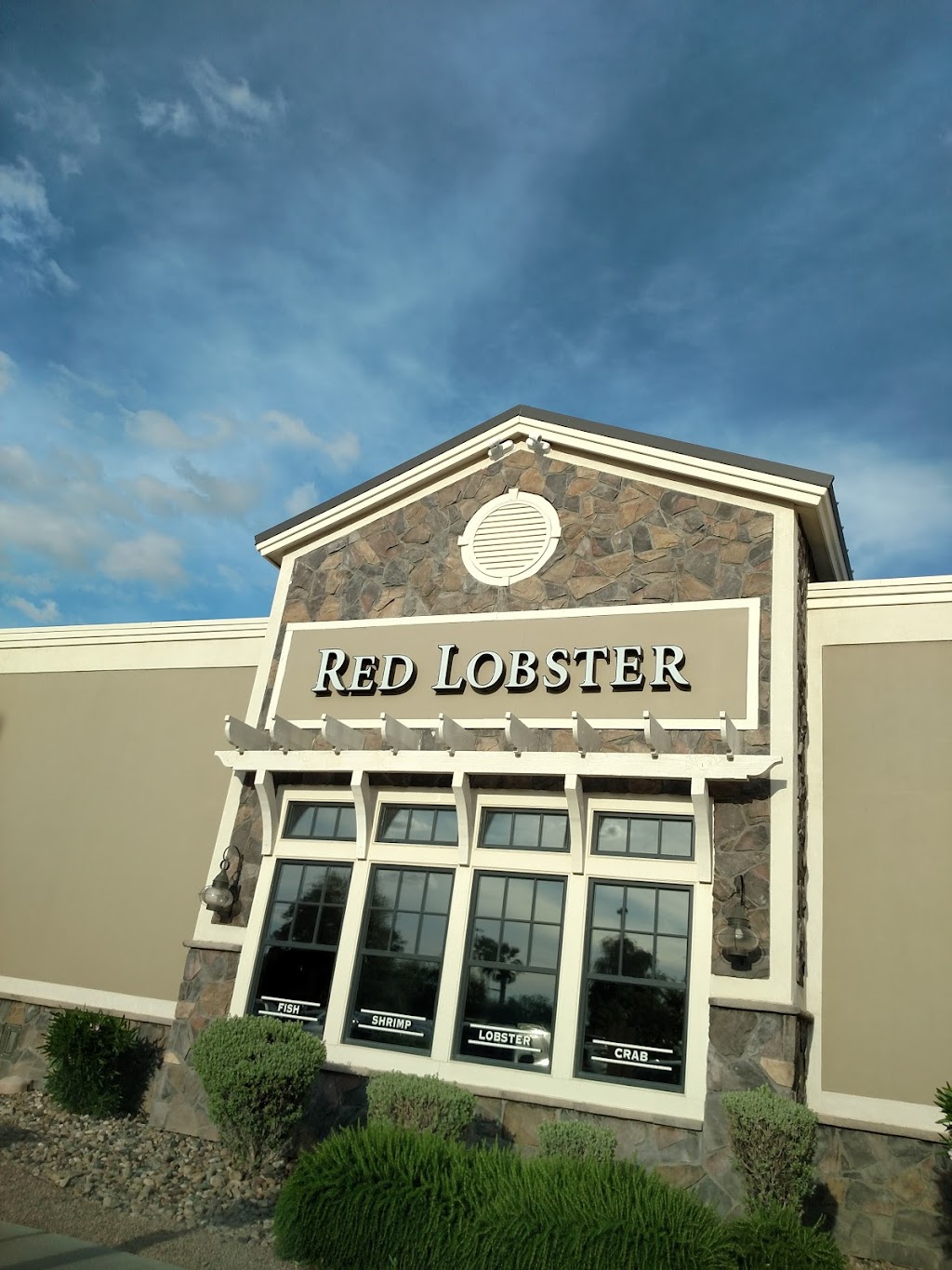 Red Lobster | restaurant | 1521 S Yuma Palms PKWY YUMA PALMS, Yuma, AZ 85365, USA | 9283290104 OR +1 928-329-0104