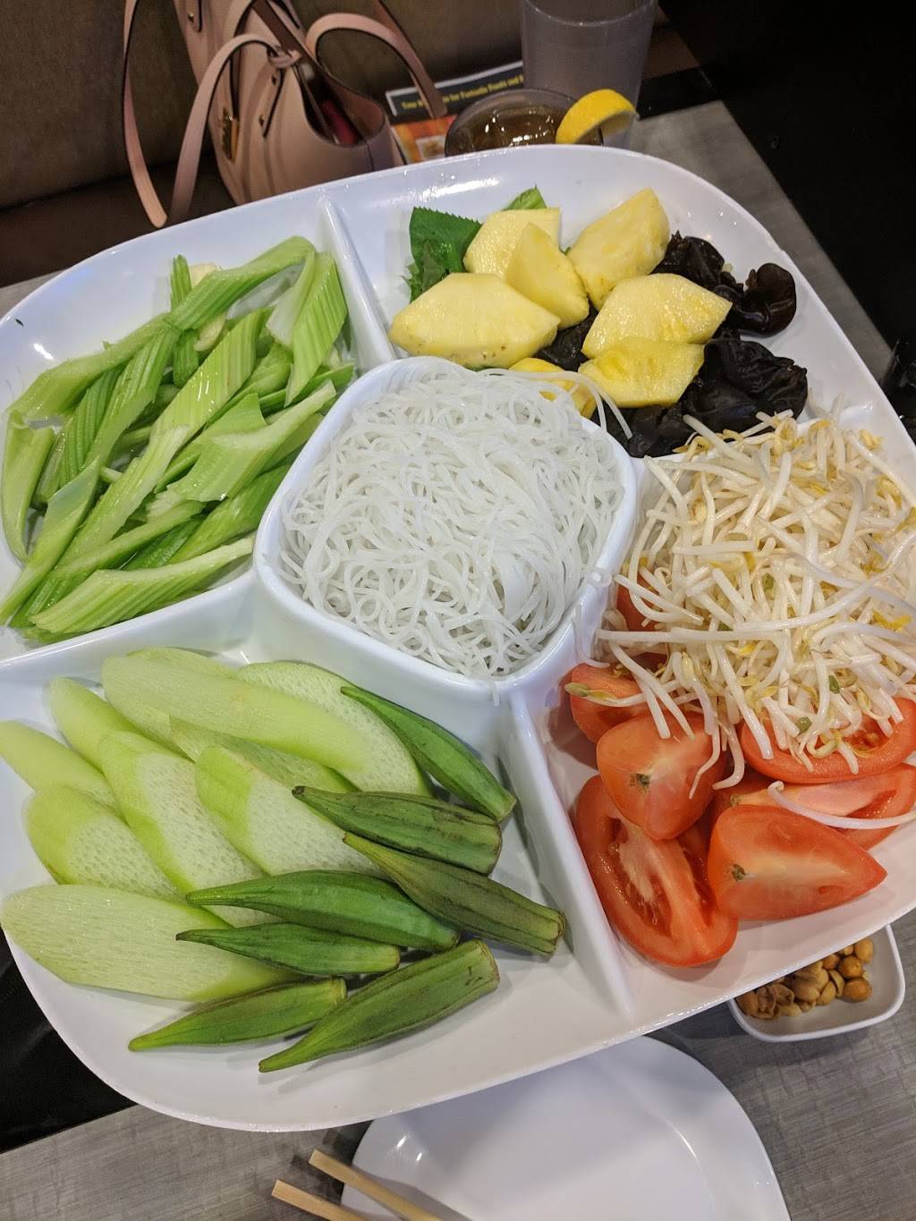 Hot Pot City | restaurant | 8300 W Sam Houston Pkwy S #180, Houston, TX 77072, USA | 8323283888 OR +1 832-328-3888